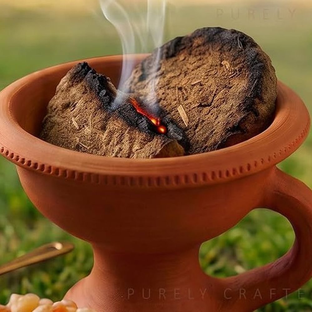 पितृ पक्ष की प्रतिपदा तिथि आज:10 अक्टूबर तक पितरों के लिए करें श्राद्ध-तर्पण, ऐसा करने से उतरता है पितृ ऋण; ये हैं सुख-समृद्धि से जुड़ी मान्यताएं
